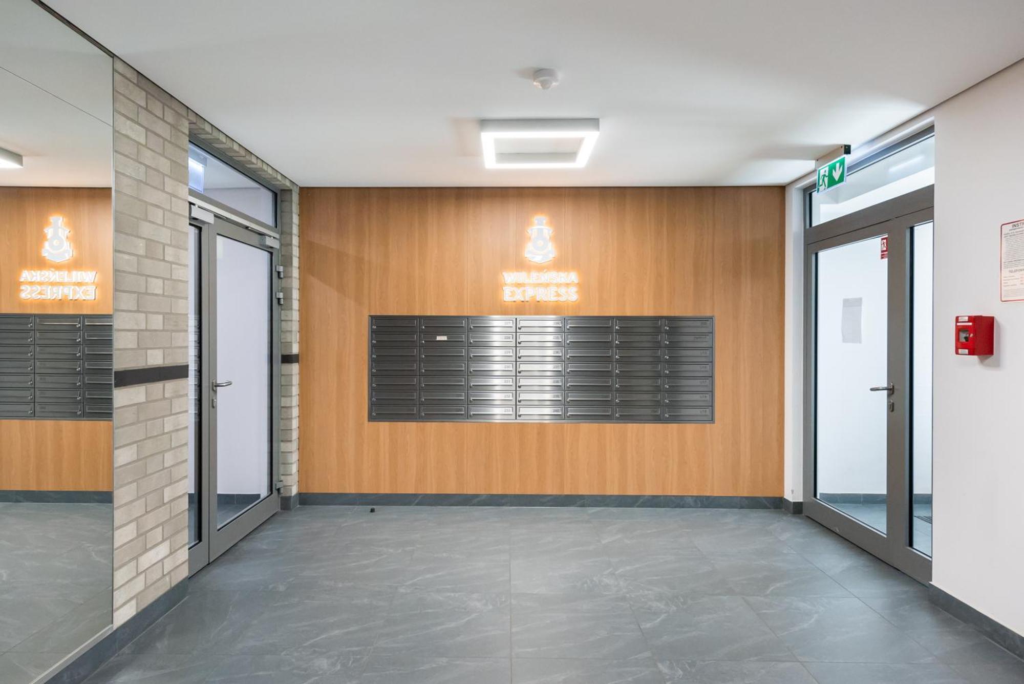 Wilenska Express Homely Apartment Warsaw Ngoại thất bức ảnh
